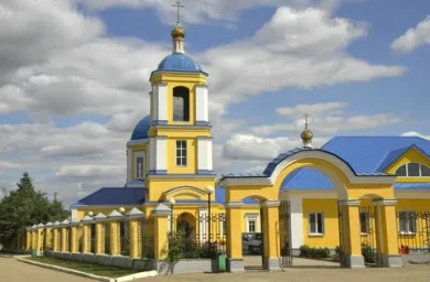 Храм Архангела Михаила в городе Котово